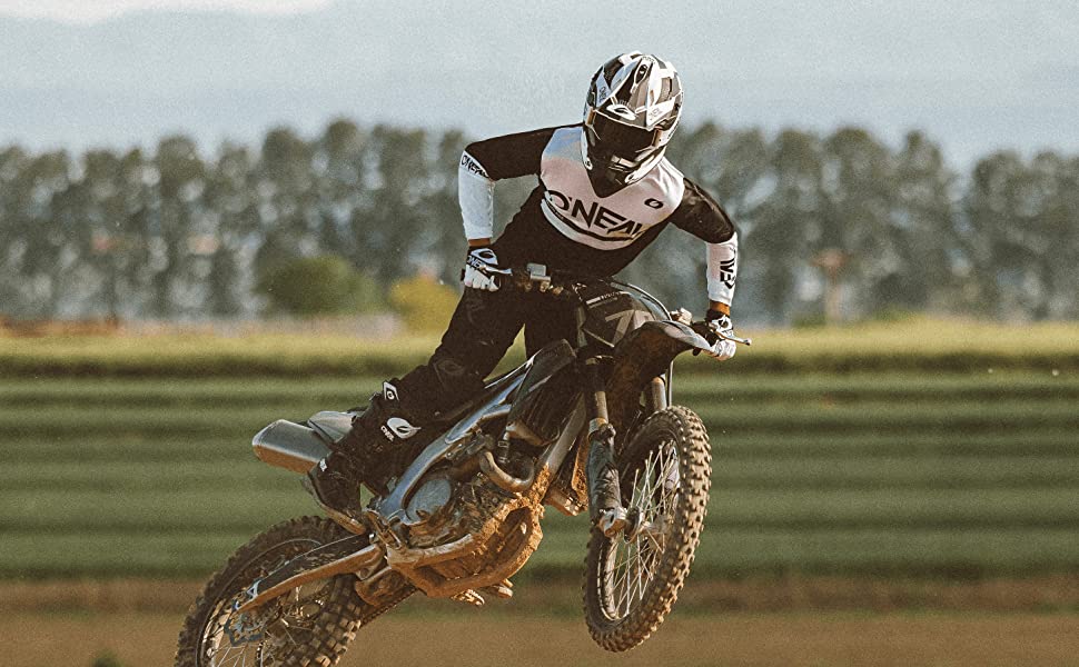 O'NEAL Geschäft 1 O'NEAL Geschäft -O'NEAL Geschäft 2